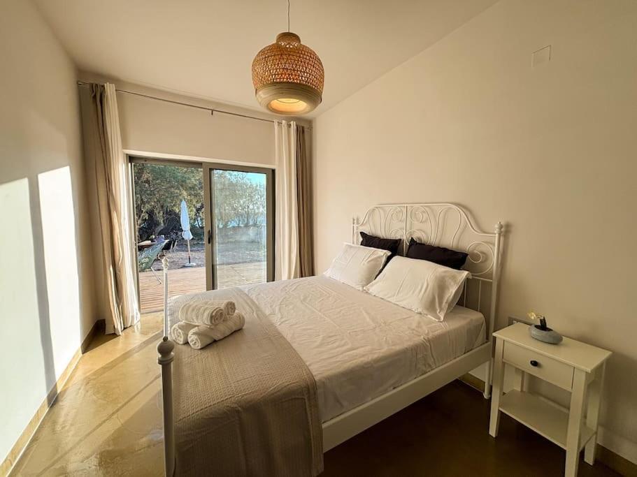 Mekia'S Beach House Livadia  Экстерьер фото